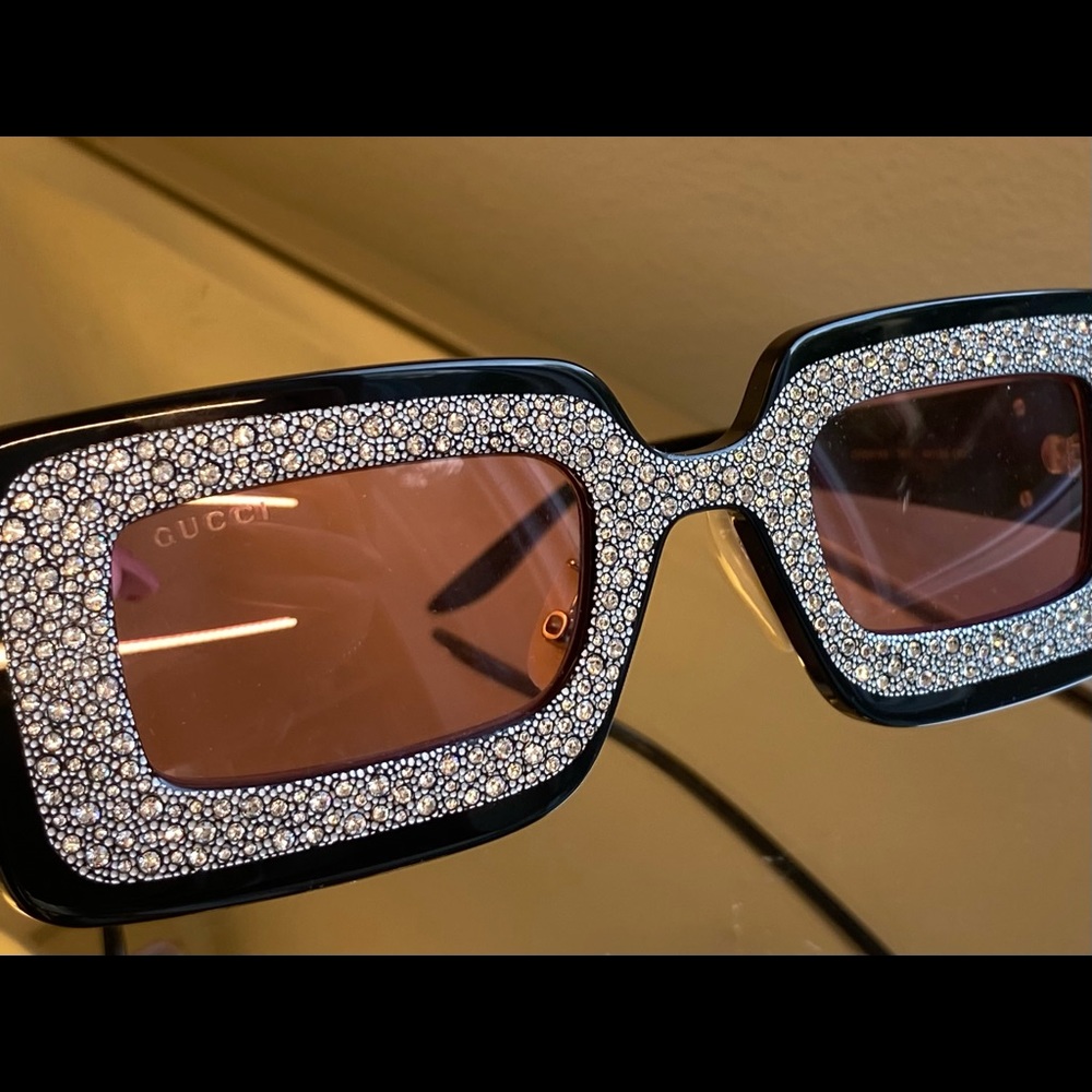 New Gucci Black Embellished Rectangular Frame Sunglasses - Picture 5 of 15
